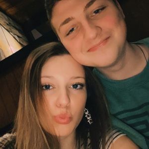 Meet your Posher, Lexi